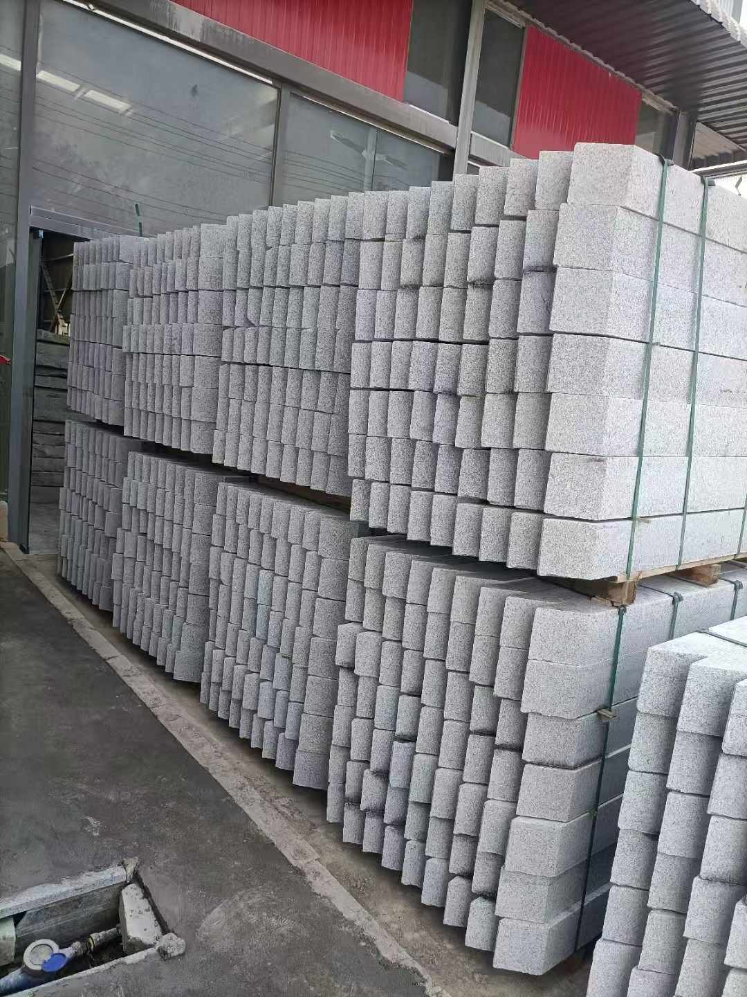 绵阳芝麻白树围石 树池