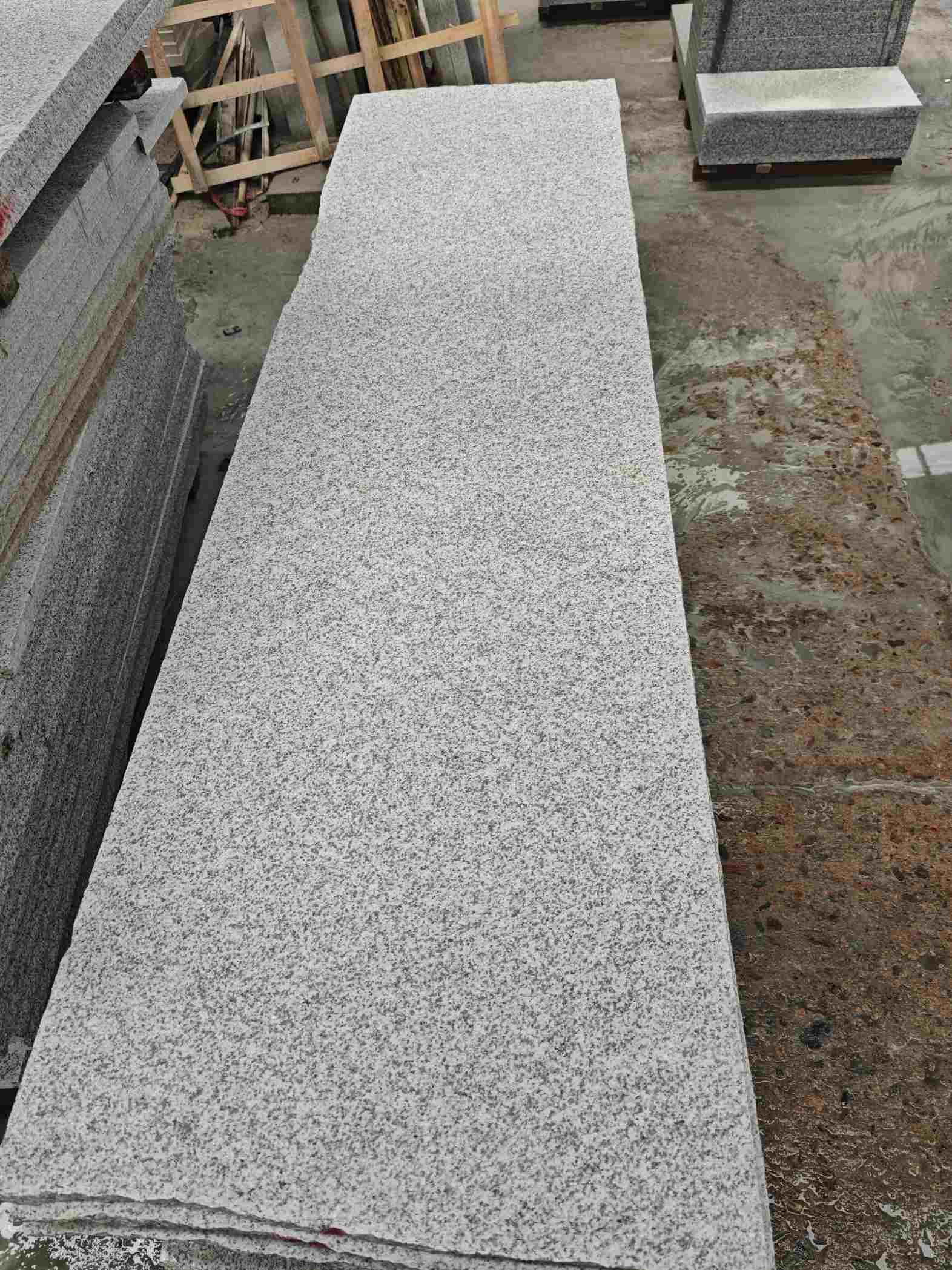 绵阳芝麻白毛板厂矿直销